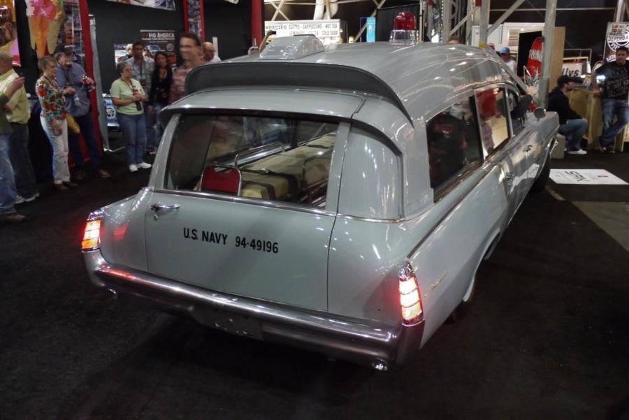  Pontiac Bonneville Ambulance 1963 года  (фото 6 из 22)